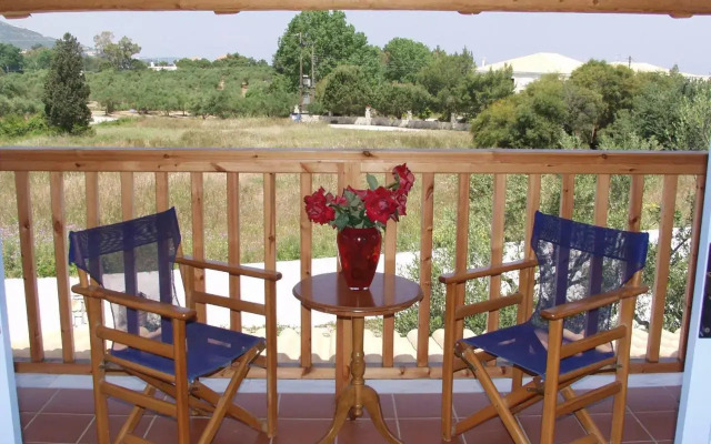 Lithos stone house (Ionio holidays)