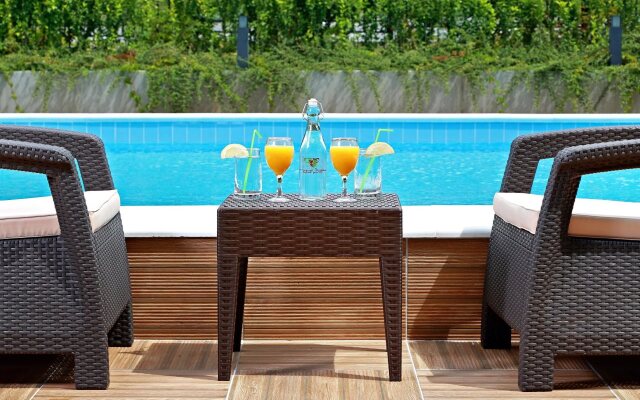 White Rock Castle Suite Hotel & SPA