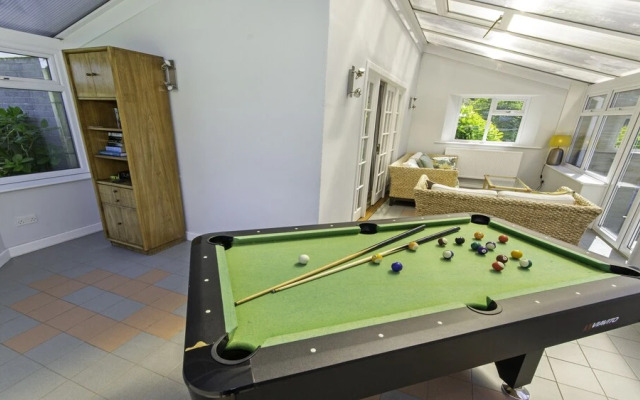 Ladywell Croyde 6 Bedrooms, Sleeps 12, Hot Tub