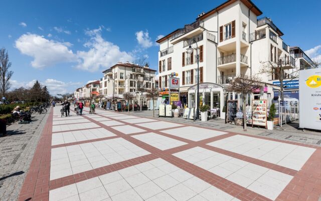 Penthouse Baltic Park 16/331 by Renters