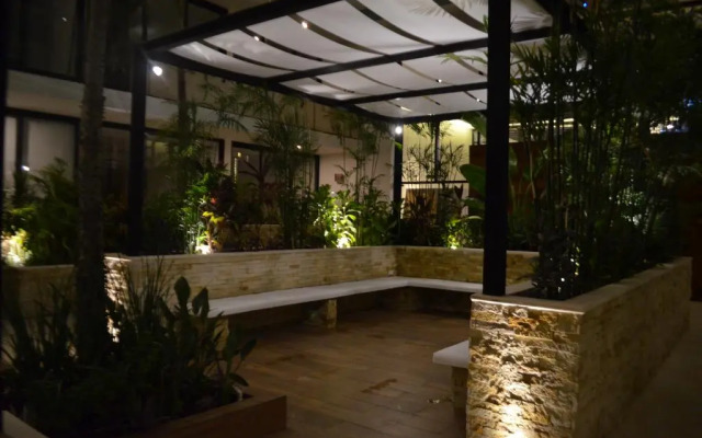 THE CITY Luxury Suites