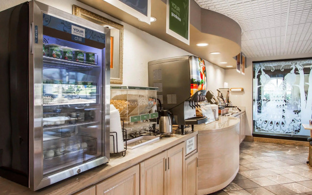 Quality Inn Columbia I-65