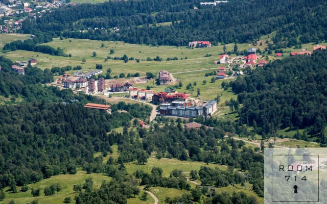 Orbi Palace Mountain