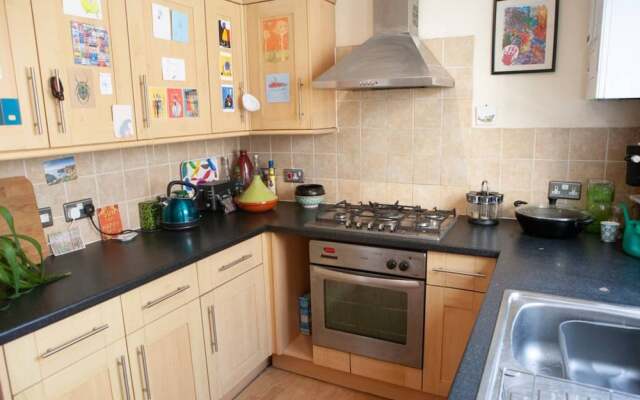 1 Bedroom Apartment With Beautiful Garden