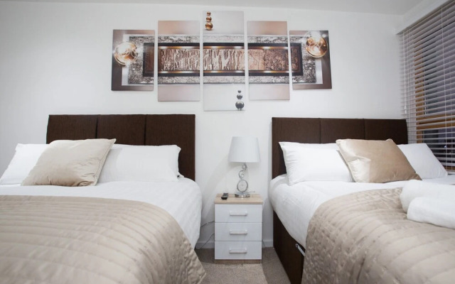 Live in Leeds Sky Penthouse
