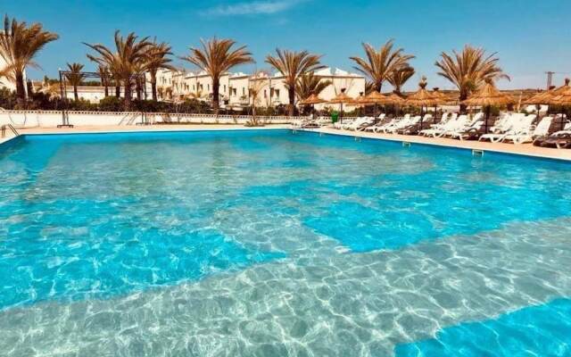 Doriane Beach Club & Aquapark