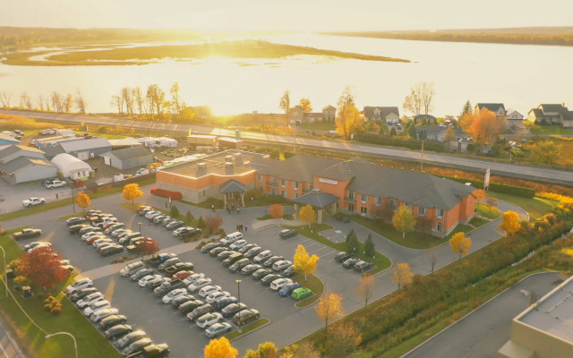 RiverRock Inn & Conference Centre