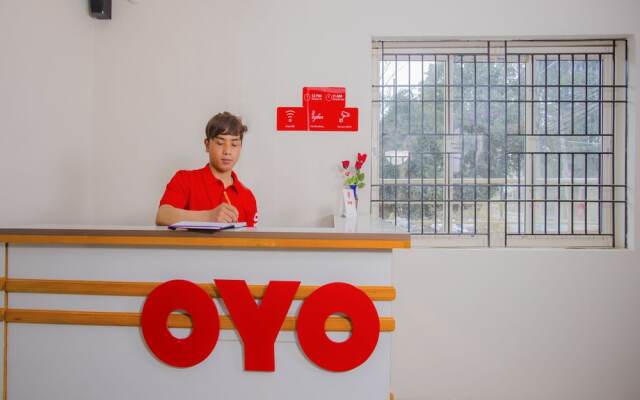 OYO 293 Royal Bouddha Hotel