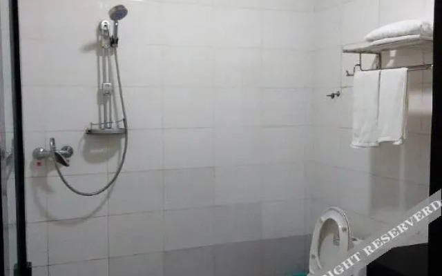 Tongling Yijia Express Hotel