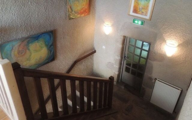 le relais de sully