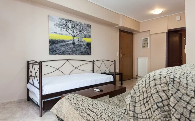 Vironas Delight 1Bd Apt w Lovely Balcony