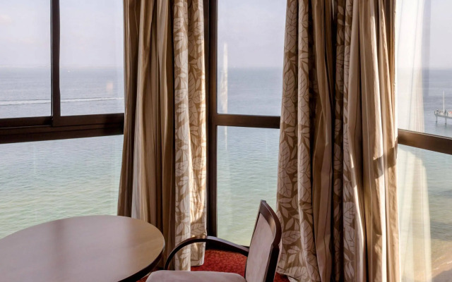 Les Vagues Hôtel & Spa