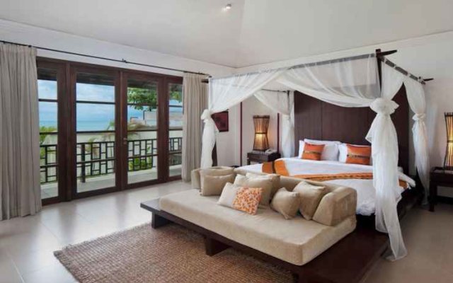 Kanda Residences 4 Bedroom Beachfront Villa