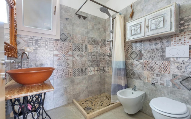 2062 La Cornola Dependance by Barbarhouse