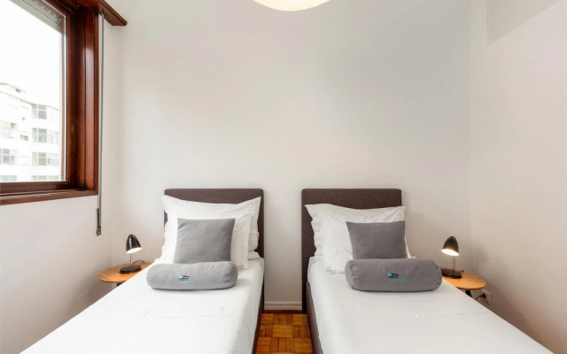 Feel Porto Stylish Flat III