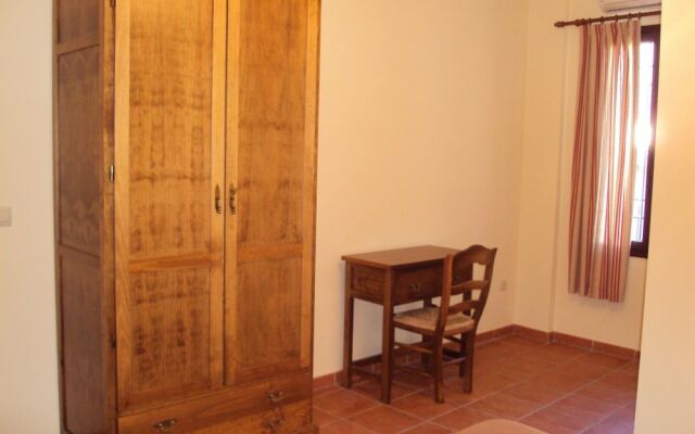 Apartamentos Rurales Molino Almona