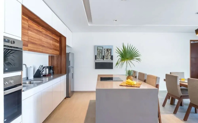 Luxury Apartment at Panoramic