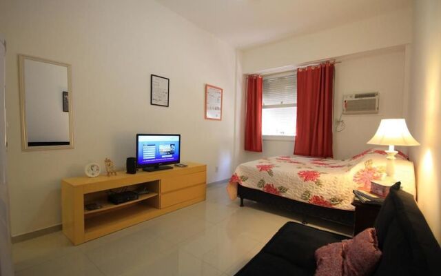 GoHouse - Apartamento Ferreira 311 - Rua Sá Ferreira, Copaca