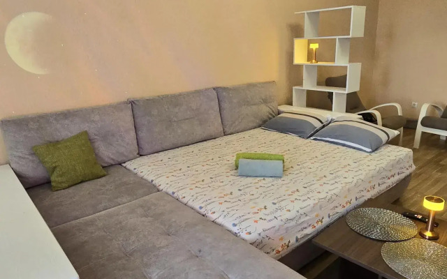 Апартаменты в микрорайоне Степном 25