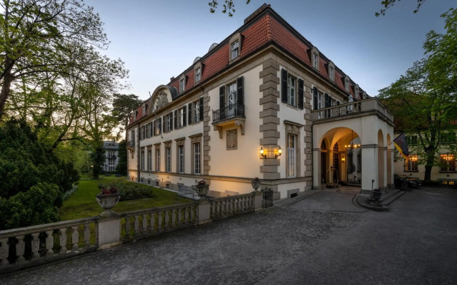 Schlosshotel Berlin By Patrick Hellmann