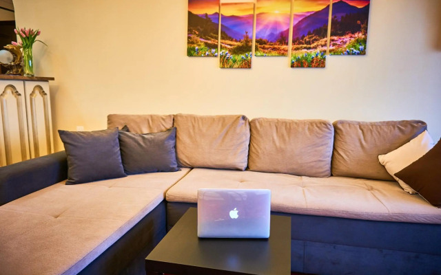 Двокімнатні апартаменти на Лукіяновича, 3