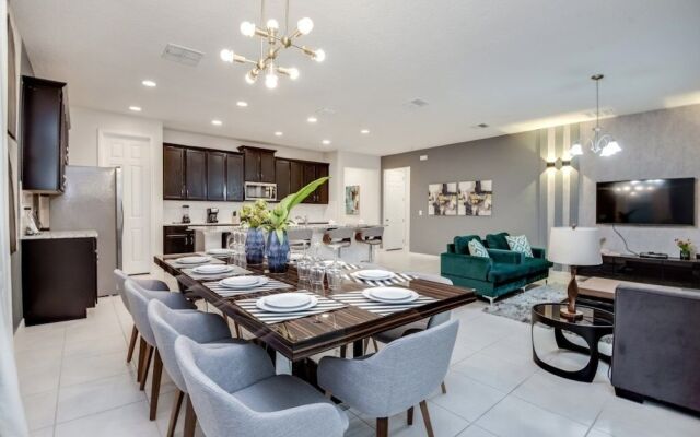 1780spp New 7 Bedroom Solara Villa