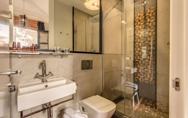 We Boutique Hotel