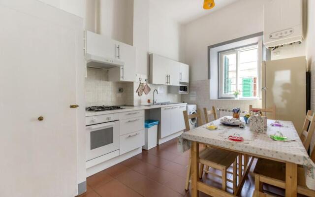 Sant'Antonino Apartments