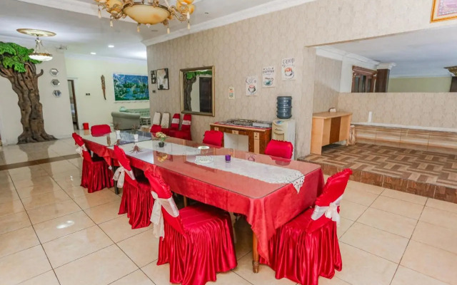 ZEN Rooms Puncak Cibogo KM 69
