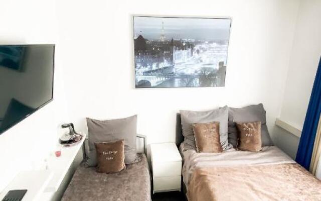 Tau Design Hotel