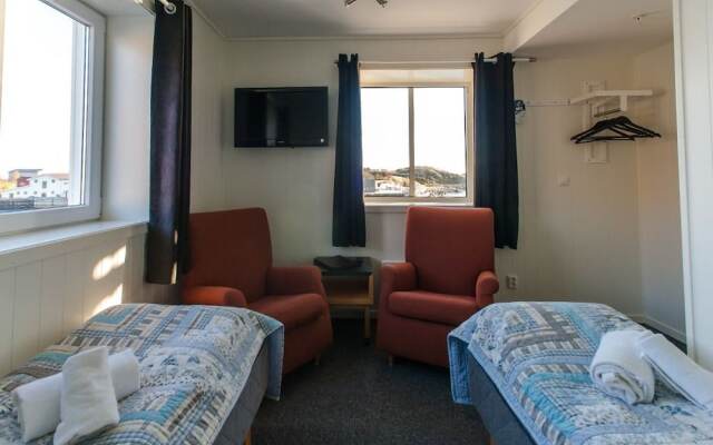 Lofoten Arctic Henningsvær Hotel