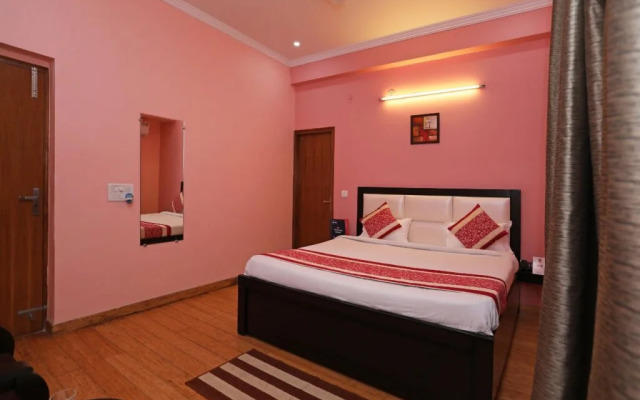 Mascot Pentazz by OYO Rooms