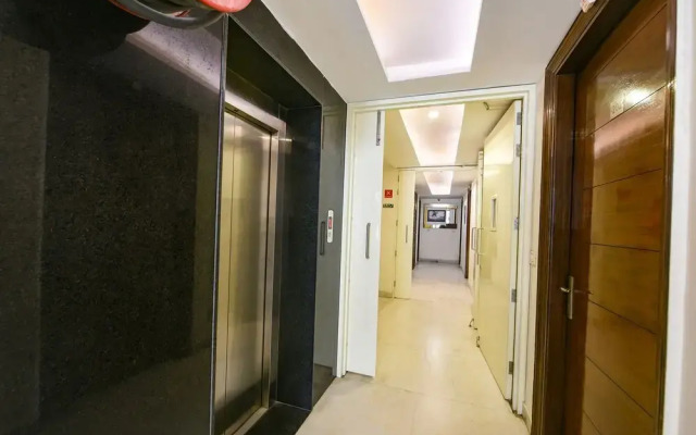 FabHotel Baba Residency