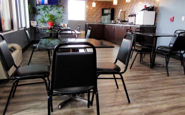 Somatel Nashville Airport Hotel