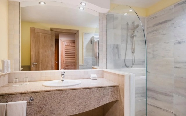Iberostar Waves Bahia - All Inclusive
