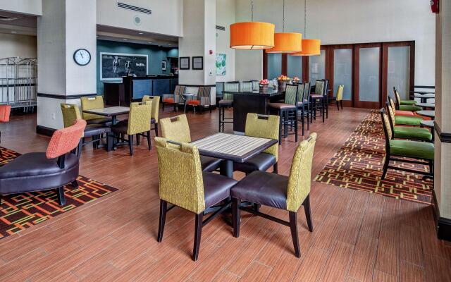 Hampton Inn & Suites Clarksville
