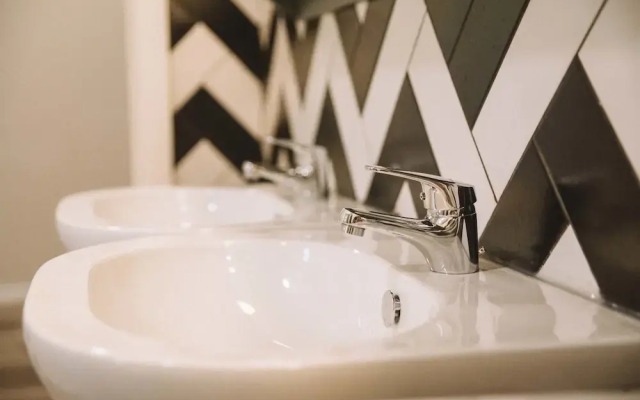 Nice Way Cascais & SurfCamp