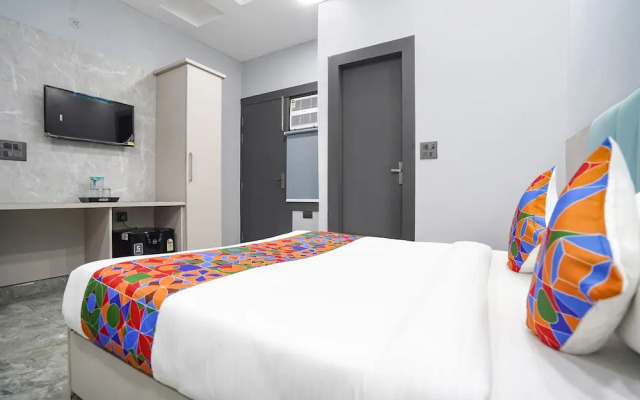 FabHotel The Royal