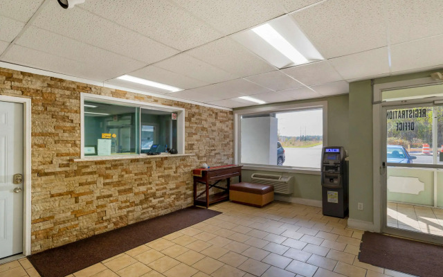Rodeway Inn Colonial Heights I-95