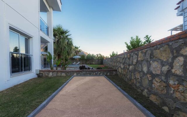 Fours Seasons Villa 7