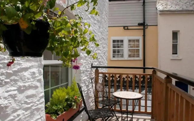 Courtyard House