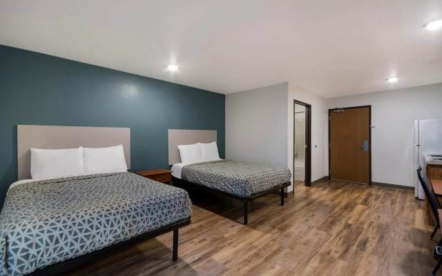 WoodSpring Suites Greenville Central I-85