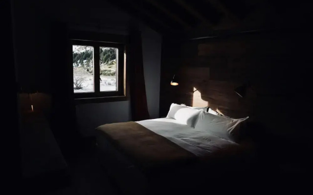 L'Ovella Negra Mountain Lodge