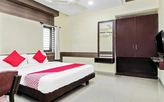 Hotel Megharaj