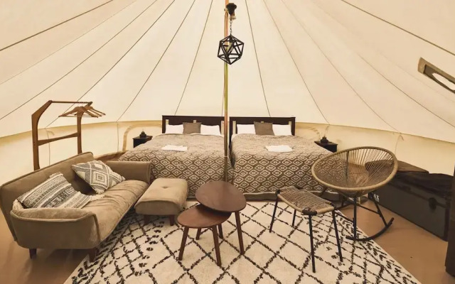 Yoichi Vineyard Glamping