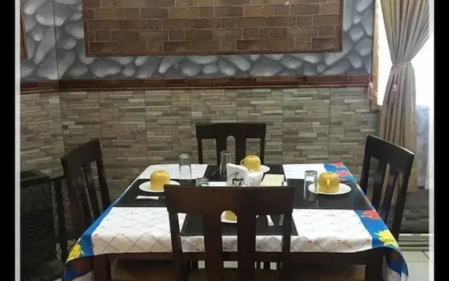 Hostal Bauer