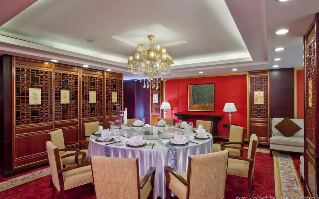 Holiday Inn Sea View Qinhuangdao