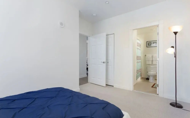 Downtown LA Fully Furnished Apartment