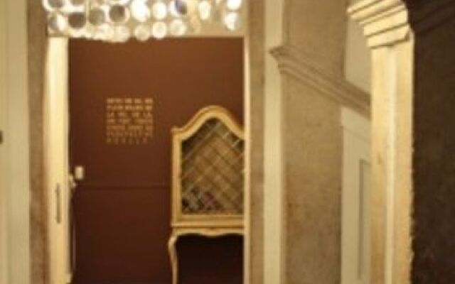 Lavra GuestHouse