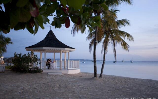 Sandals Negril - ALL INCLUSIVE Couples Only